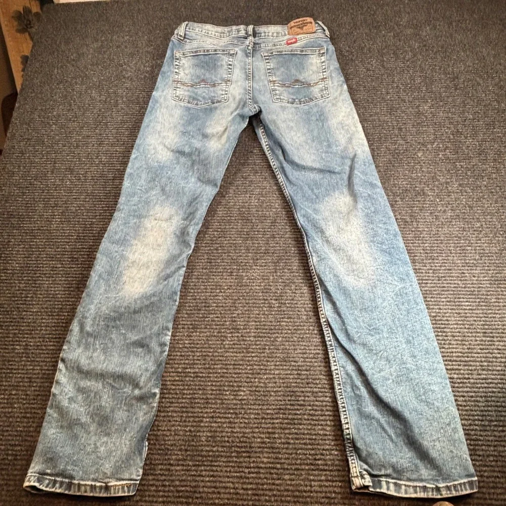 Wrangler Mens Slim Straight Jeans Light Wash Blue 30x32 92FNWAR Stretch Denim
